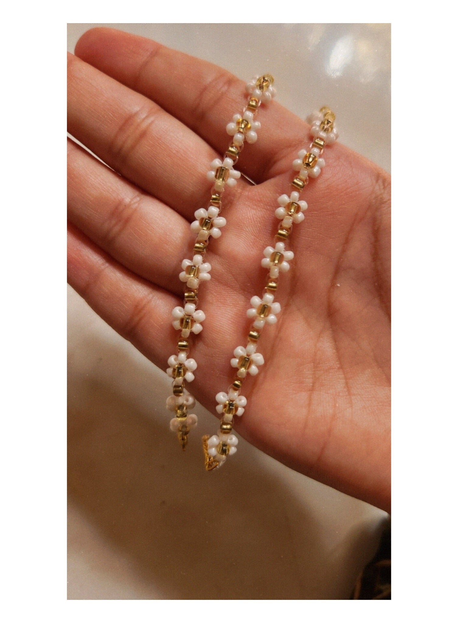 White Daisy Bracelet